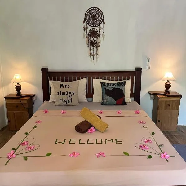 Rangsot Inn, hotel in Pawenang