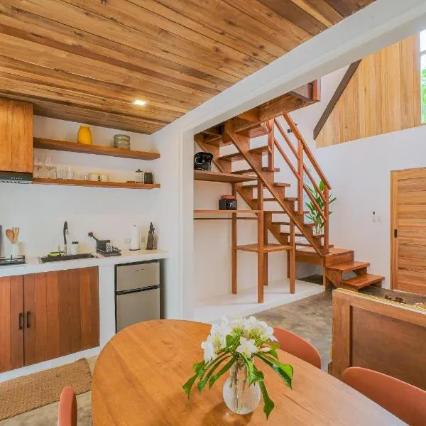 THE LOFT - Super Central General Luna, hotel in General Luna