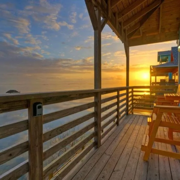 Panoramic Water Views Shared Pool Boat Dock Bayside Lodge by AvantStay, hotel v destinaci Padre Island