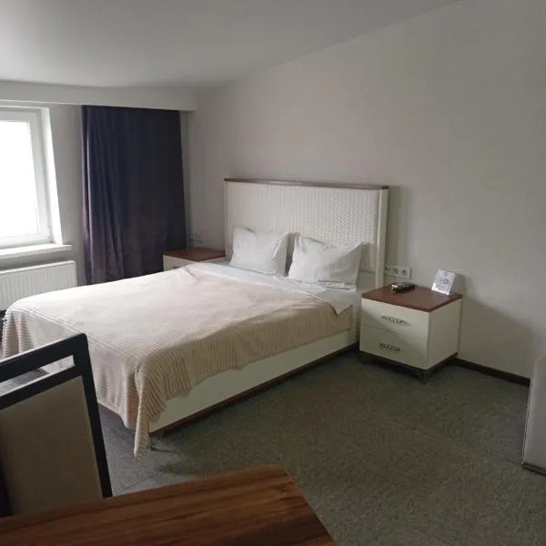 Afina Aparthotel, hotel in Odesa