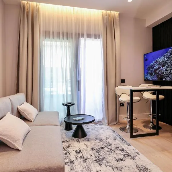 Luxury Newly Build 1BR Apartment Azulis#5 - Lift - Terrace - Free Parking, Hotel in Olbia