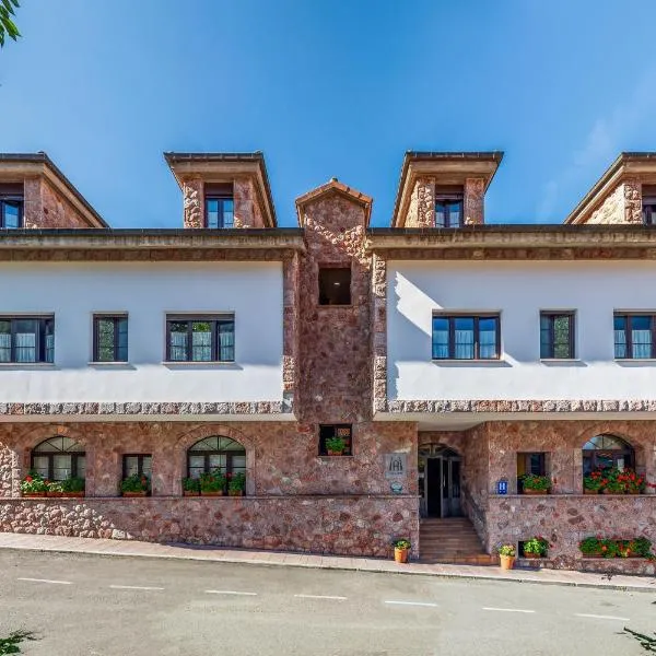 Hotel Casa Miño、ポラ・デ・ソミエドのホテル