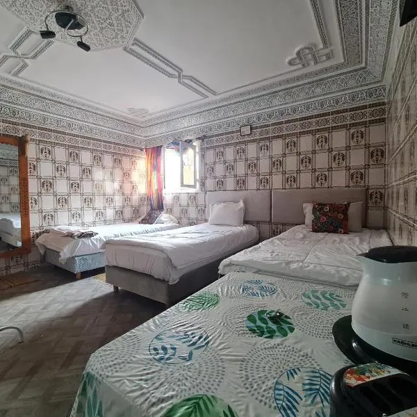 Vast room in centre – hotel w mieście Agadir