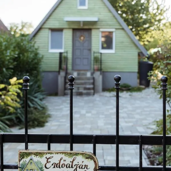 Erdőalján Házikó, hotel v destinaci Sukoró