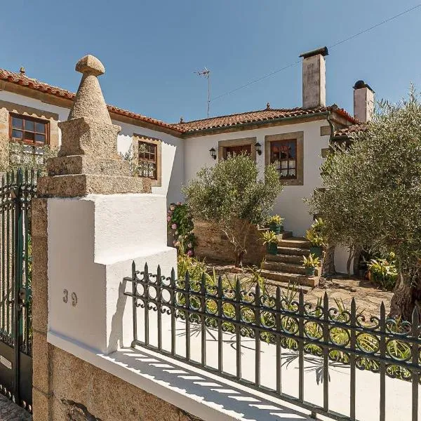 Casa dos Araújos, hotel in Mirandela