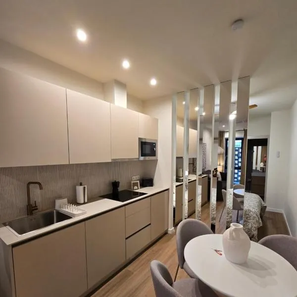 LHOME Puerta Osario，位于塞维利亚的酒店