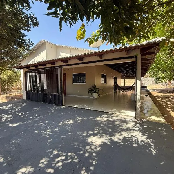 Espaço Lótus - Casa para férias, hospedagem ou eventos!, hotel v mestu Gurupi