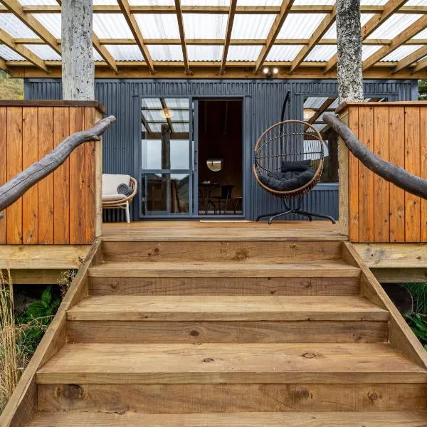 Harakeke Hut,位于Brightwater的酒店