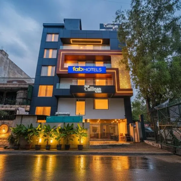 Fabhotel Prime Elite Janakpuri, hotel in New Delhi