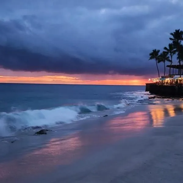 PARADISE AT MAGIC SANDS on Ali'i Drive, hotel in Kailua-Kona