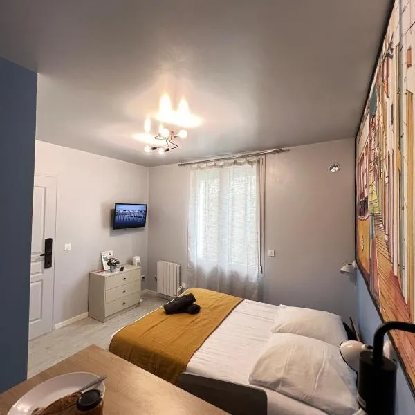 Plein centre-ville refait à neuf avec parking gratuit - Studio Lisbonne, ξενοδοχείο σε Chatellerault