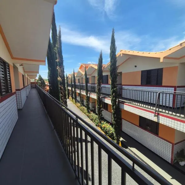 Flat MP PLUMA 201A: Araxá'da bir otel