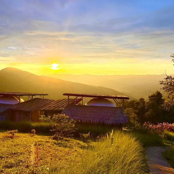 Phuchifa Sky Camp ร้อยรักภูชี้ฟ้า, viešbutis mieste Ban Seng Choi
