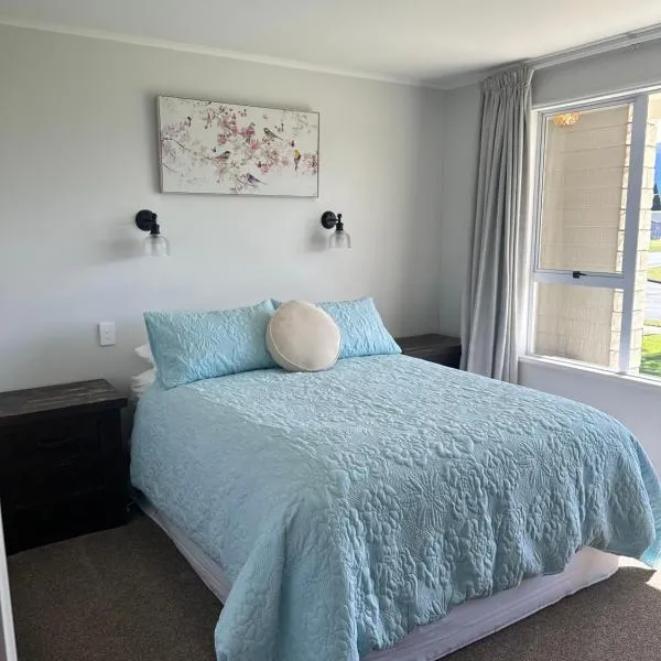 Cosy & close to town, hotel in Te Anau