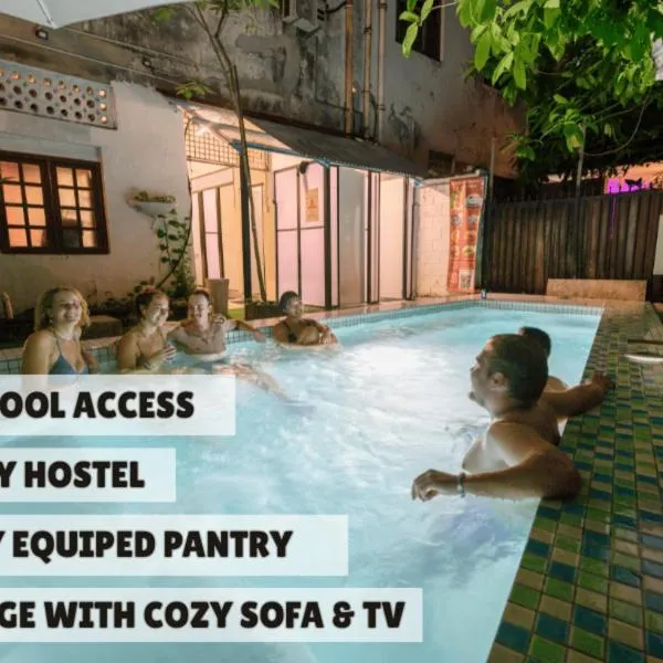Poolside By Mingle - Party Hostel with Private Pool, hotel in Kuala Lumpur