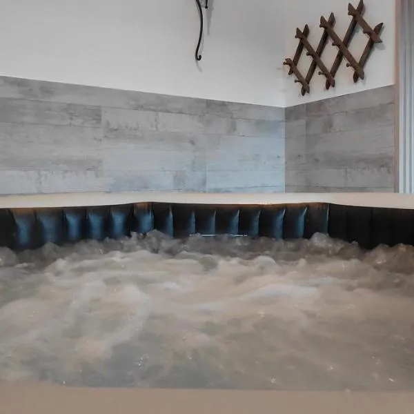 Villa Maëlla en Normandie- chambres tout confort - SPA, hotel v destinaci Saint-Michel-Tubœuf