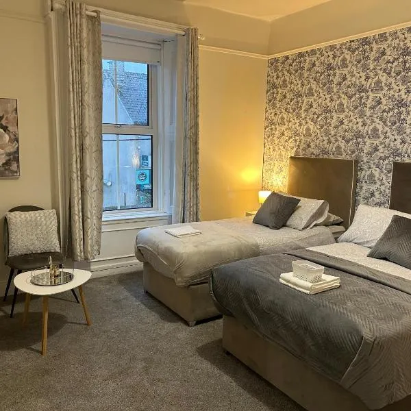 Town Guest House, hotel v destinaci Newbridge