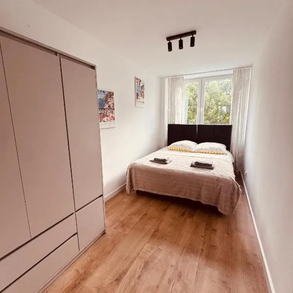 Black or White Świdnik Apartment's, khách sạn ở Świdnik