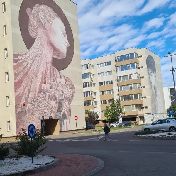 WARM-Apartament Nou Fiald: Bacău şehrinde bir otel