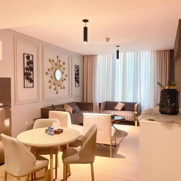 Millennium Private Apartment: Selale şehrinde bir otel