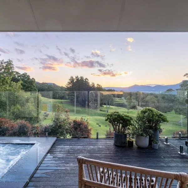 Ralphies Villa 2 Bed 2 Bath With Valley Views, hotel v destinaci Kangaroo Valley