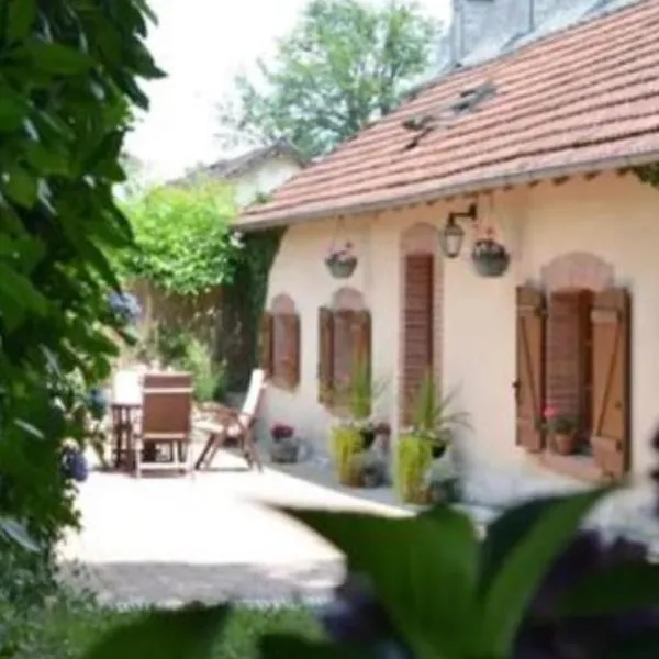 Sequoia cottage, hotel a Bersac-sur-Rivalier