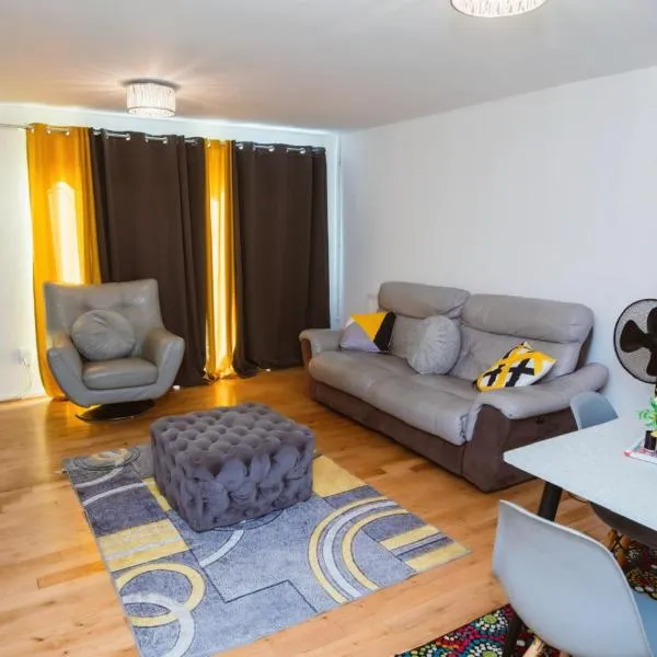 Modern 2 bedroom Terrace, hotel in Woolwich