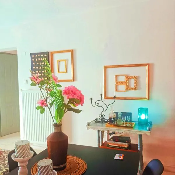 Efi's House, отель во Флорине