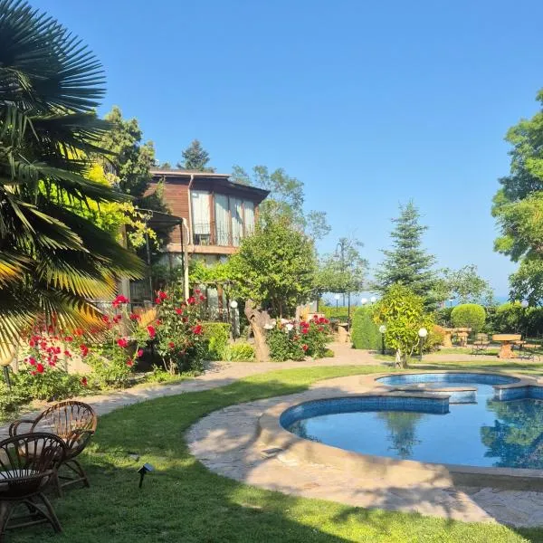Villa Maxim - free parking, hotel in Varna City