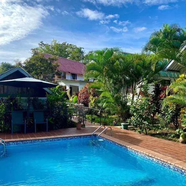 Rainforest Yasmin Hotel, hotel in Santa Fe