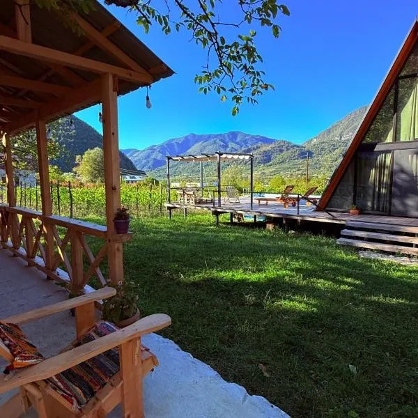 Rachuli blendi, hotel i Ambrolauri