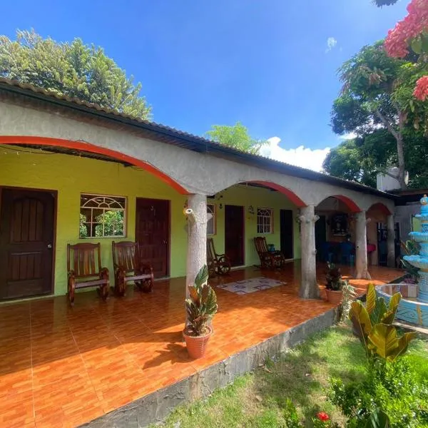 Casa Caimana, hotel in Moyogalpa