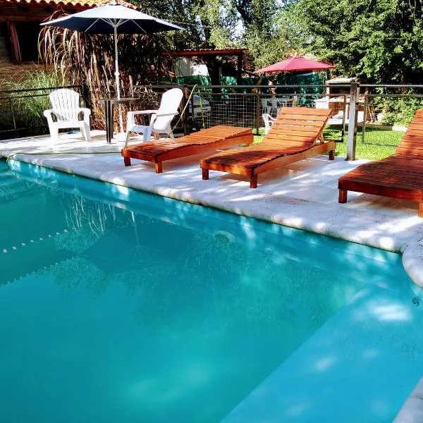 Cabaña en el centro La Casona, hotel in Mina Clavero