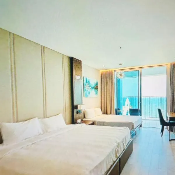 MELLIA OCEANUS NHA TRANG BAY Five-Star Suites, hotel v Nha Trangu