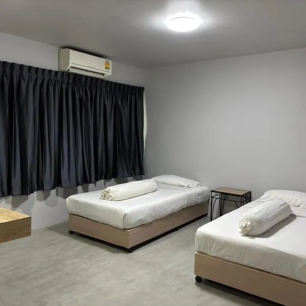 Lithai Guesthouse, hotel v destinaci Phitsanulok