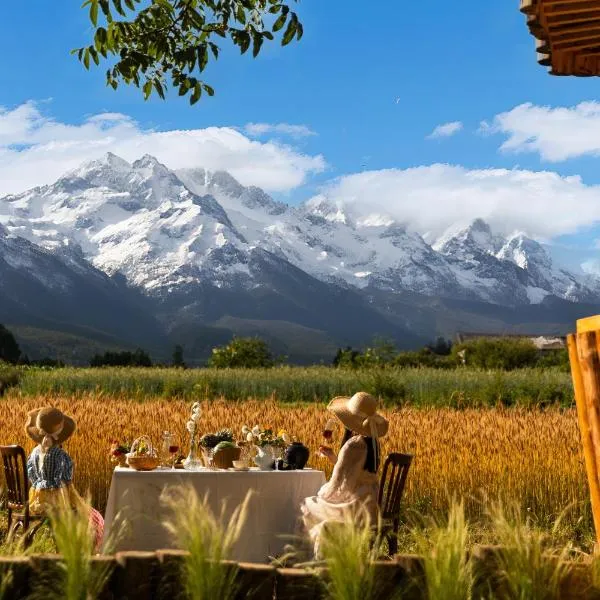 LiJiang Mountain Spring Resort, hotel u gradu 'Baisha'