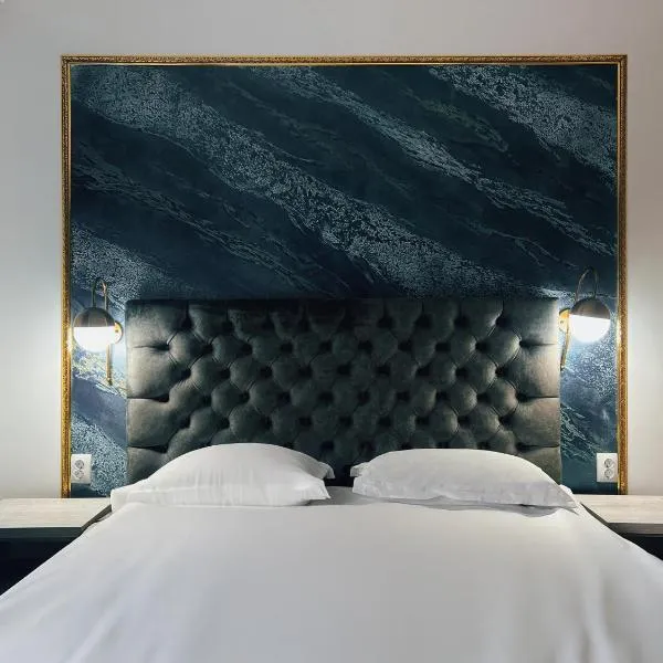 Suru Hotel & Restaurant, ξενοδοχείο σε Buşteni