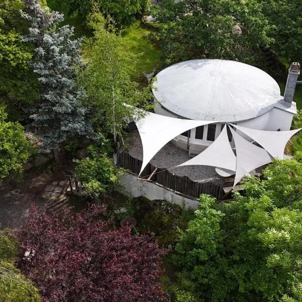 La petite maison ronde, hotel en Salvan