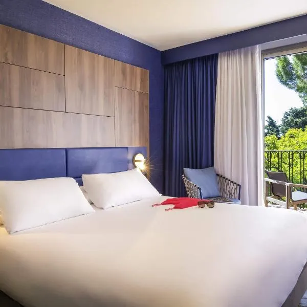 Mercure Marseille Centre Bompard La Corniche, hôtel à Marseille
