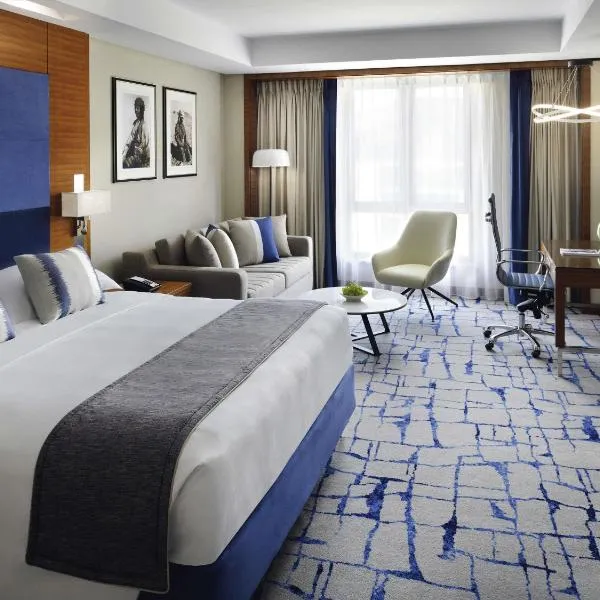 Mövenpick Hotel & Apartments Bur Dubai, hotel in Dubai