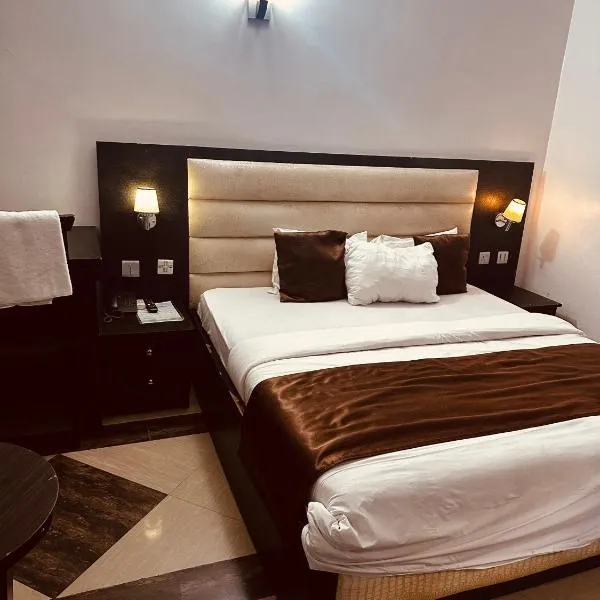 Elite Gold Luxury Hotel，阿布賈的飯店