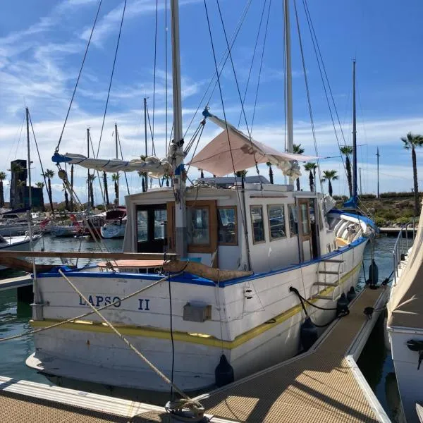 Nuit, séjour insolite à bord du Lapso II, hotel i Le Barcarès