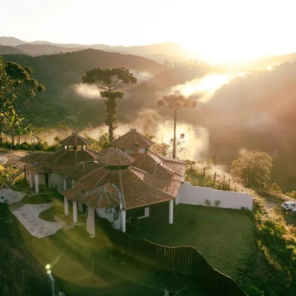 Atiaia Jungle River Retreat, hotel in Visconde De Maua