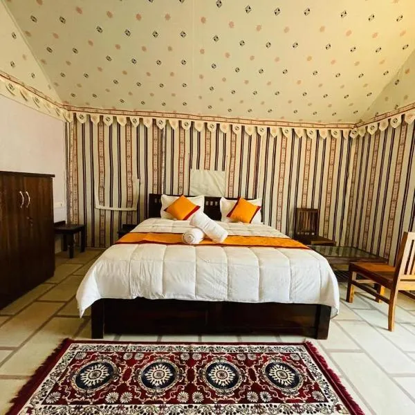 Solo Travel Desert Safari Camp, khách sạn ở Jaisalmer