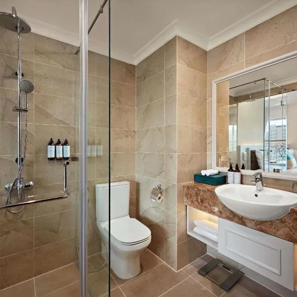 Mercure Nha Trang Beach, отель в Нячанге