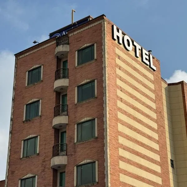 Hotel Americas Suites, hotel i Bogotá