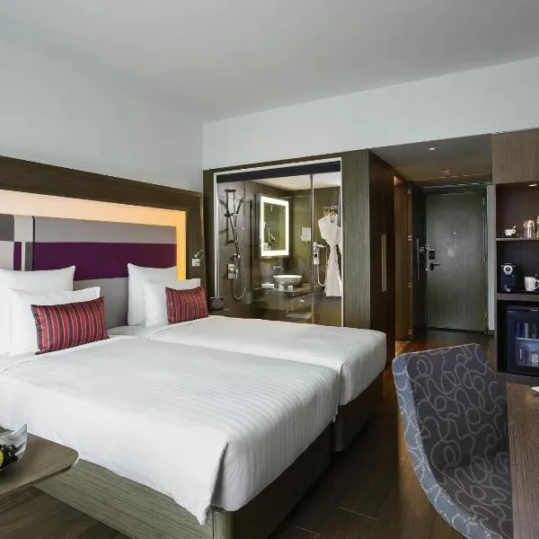 Novotel Chennai Sipcot, отель в Ченнаи