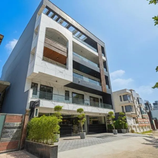 Hotel Leeef Ninee Hotel in Sector 23, Near Udyog Vihar, Hotel in Gurgaon