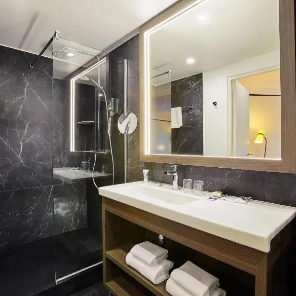 Mercure Paris Saint-Ouen, отель в городе Сент-Уэн
