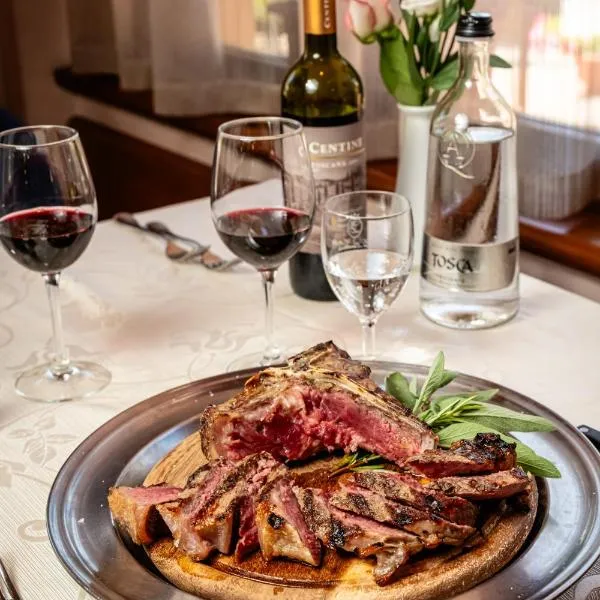 Hotel Ristorante La Lanterna, hotel v destinaci Castelnuovo di Garfagnana